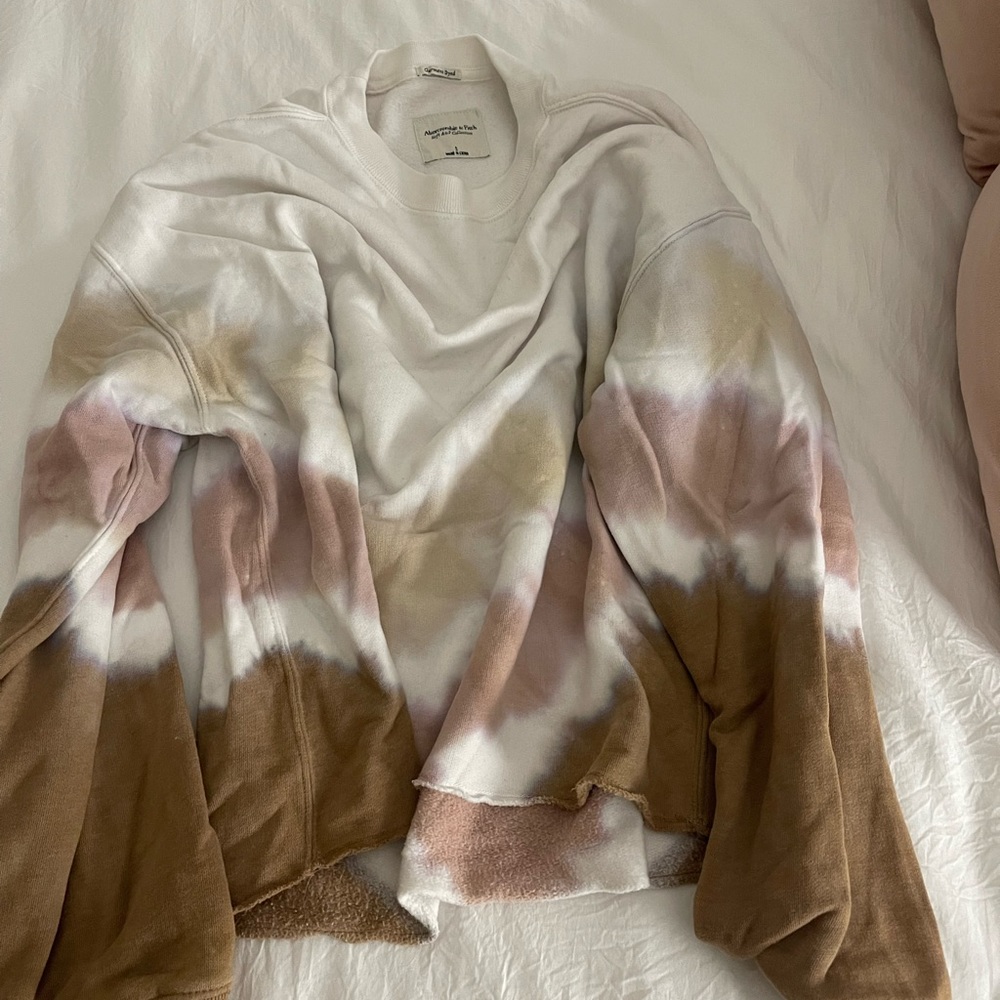 Abercrombie and Fitch crew neck